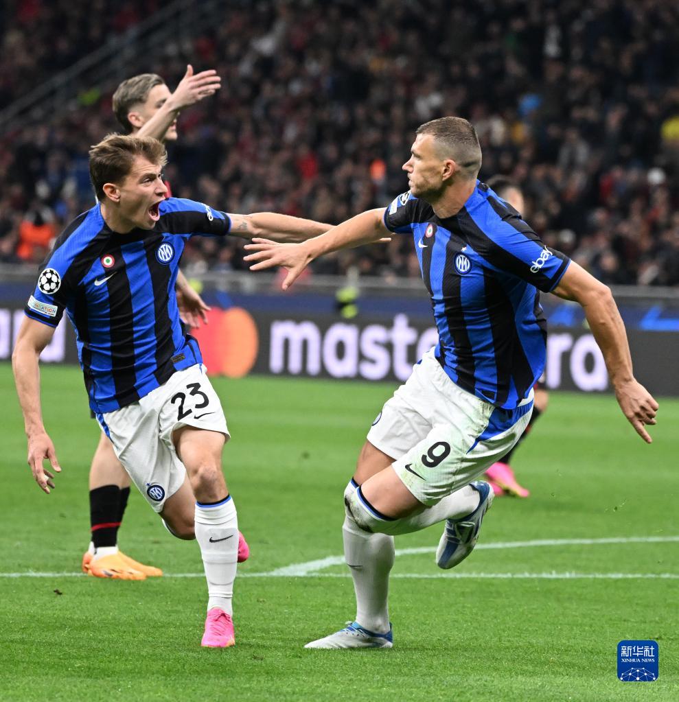 15岁道曼禁区内天秀回旋破门，青年欧冠阿森纳4-2逆转拜仁