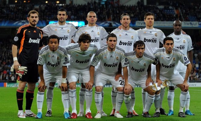 38岁梅西依旧掌控比赛，用瞬间决定胜负，展现非凡实力。