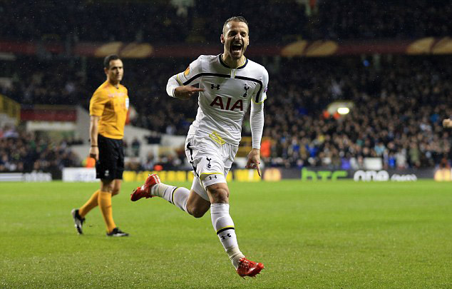 全军出击！曼城VS利兹联首发出炉：哈兰德领衔，多库B席出战（火力全开！曼城战利兹联首发公布：哈兰德挂帅，多库与B席先发）