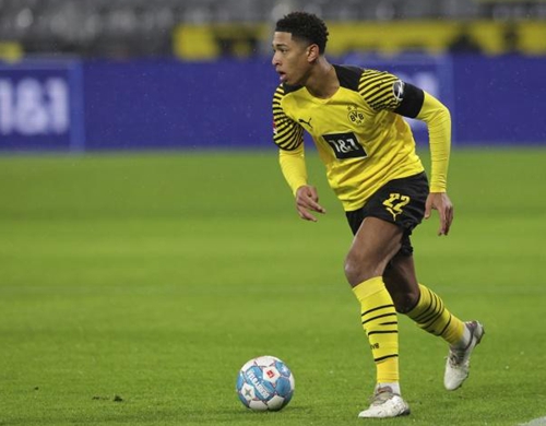 掘金半场4人得分上双，约基奇10分6助攻4篮板