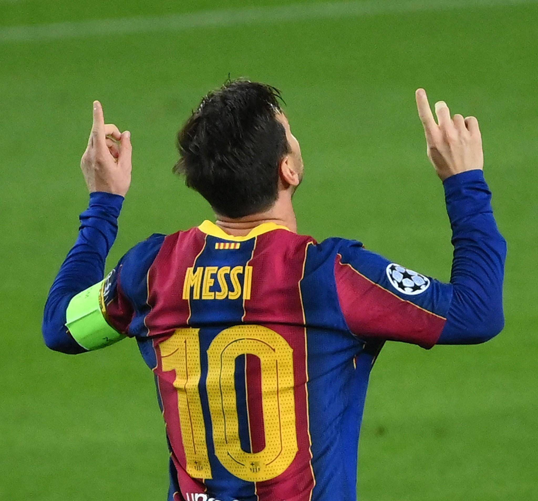 英超前瞻：维拉状态火热9轮8胜，残阵枪手客战盼继续领跑