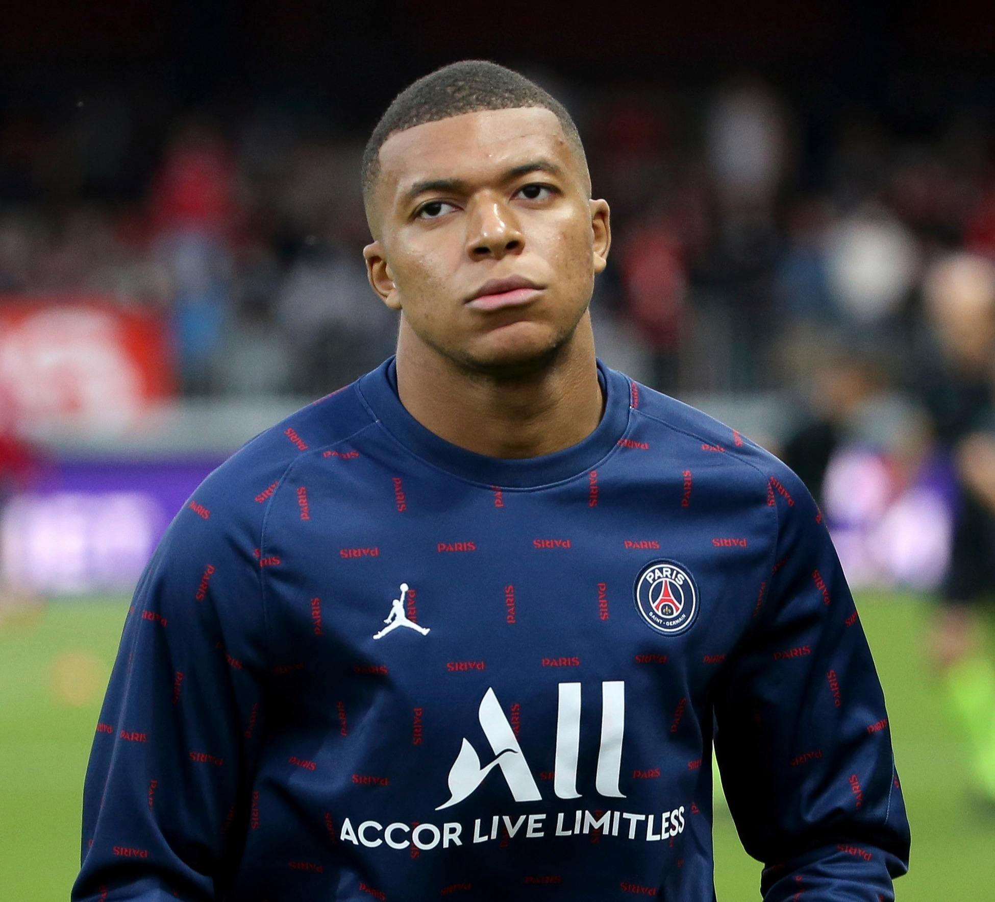 教练夸他“像黄金一样重要”