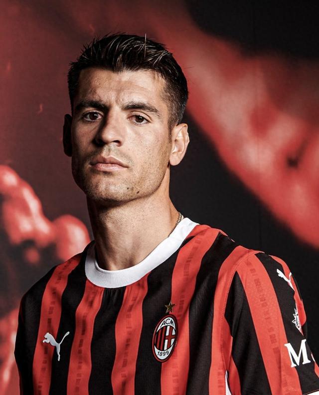 英媒：阿莫林变阵计划遭泄漏，曼联决心查明泄密源头（英媒称阿莫林变阵方案外泄，曼联誓言彻查泄密来源）