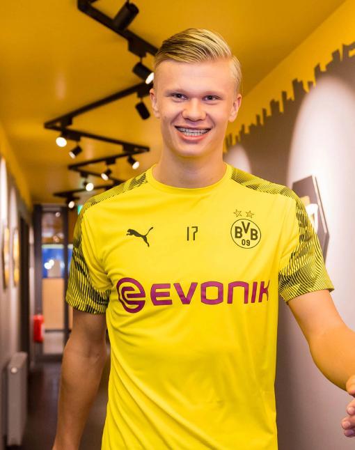 本泽马：现在的皇马队内缺少领袖；皇马永远是我的球队